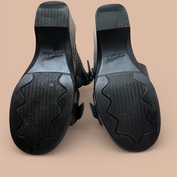 Dansko Black Pebbled Leather Comfort Slide Mule Sandals EU 38 (approx. US 7.5–8) - Picture 5 of 11